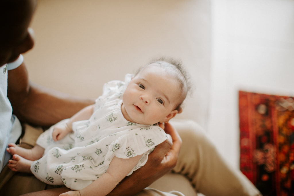 Photographe Naissance Corse Domicile