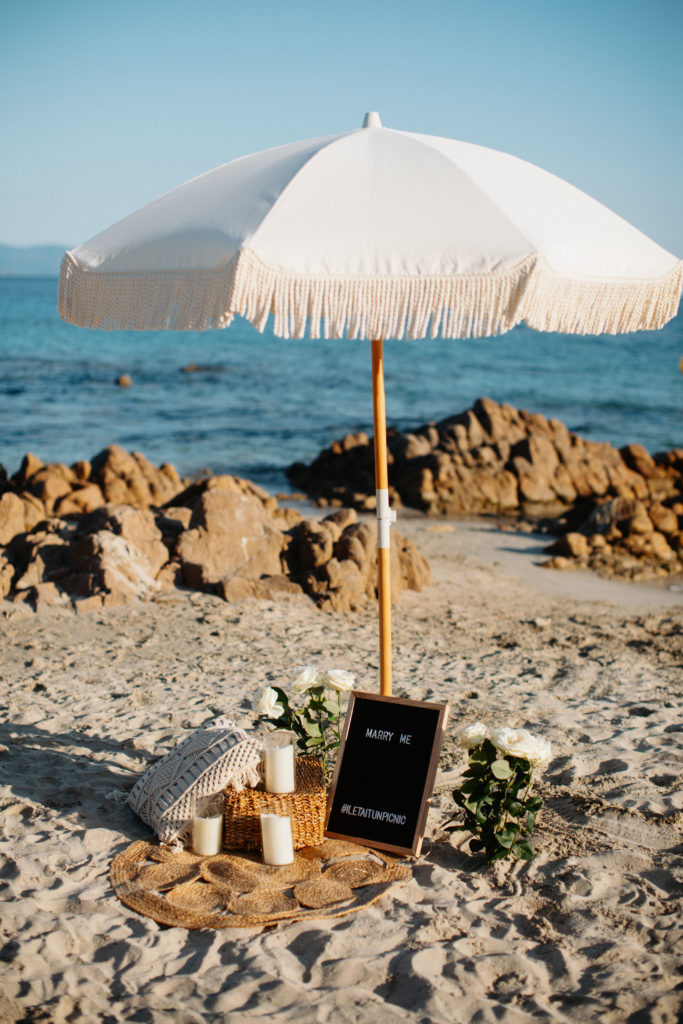 demande-mariage-plage-coucher-soleil - Corse
